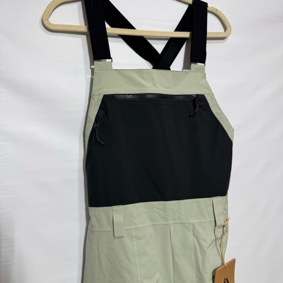 Jones • Women’s Mountain MTN Surf Snowboard Ski Bibs Sage Green M NWT - Picture 7 of 14